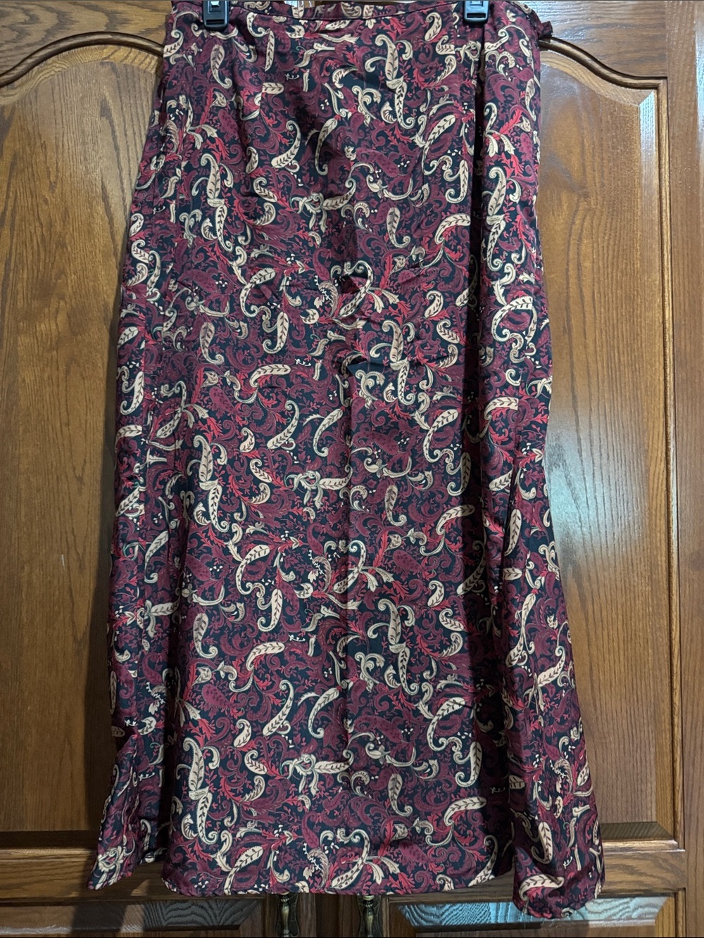Women’s Paisley Midi Skirt - Burgundy